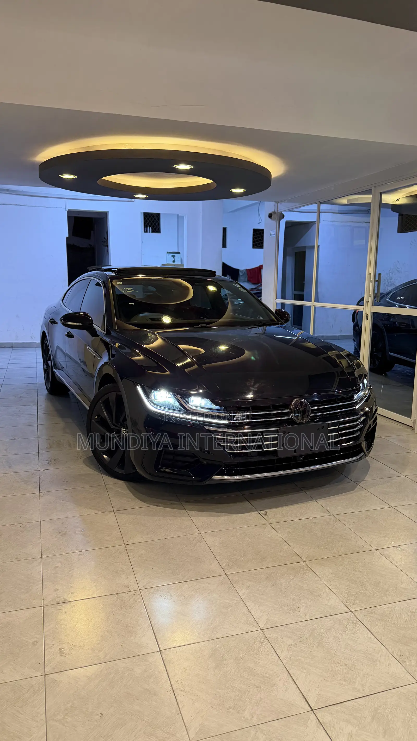Volkswagen Arteon 2.0T SE R-Line w/19 AWD 4MOTION 2019 Black