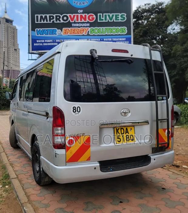 Toyota HiAce 2014 Silver - thumbnail 6