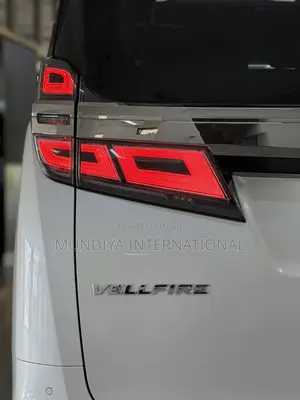 Toyota Alphard 2.5 Petrol AWD 2019 White