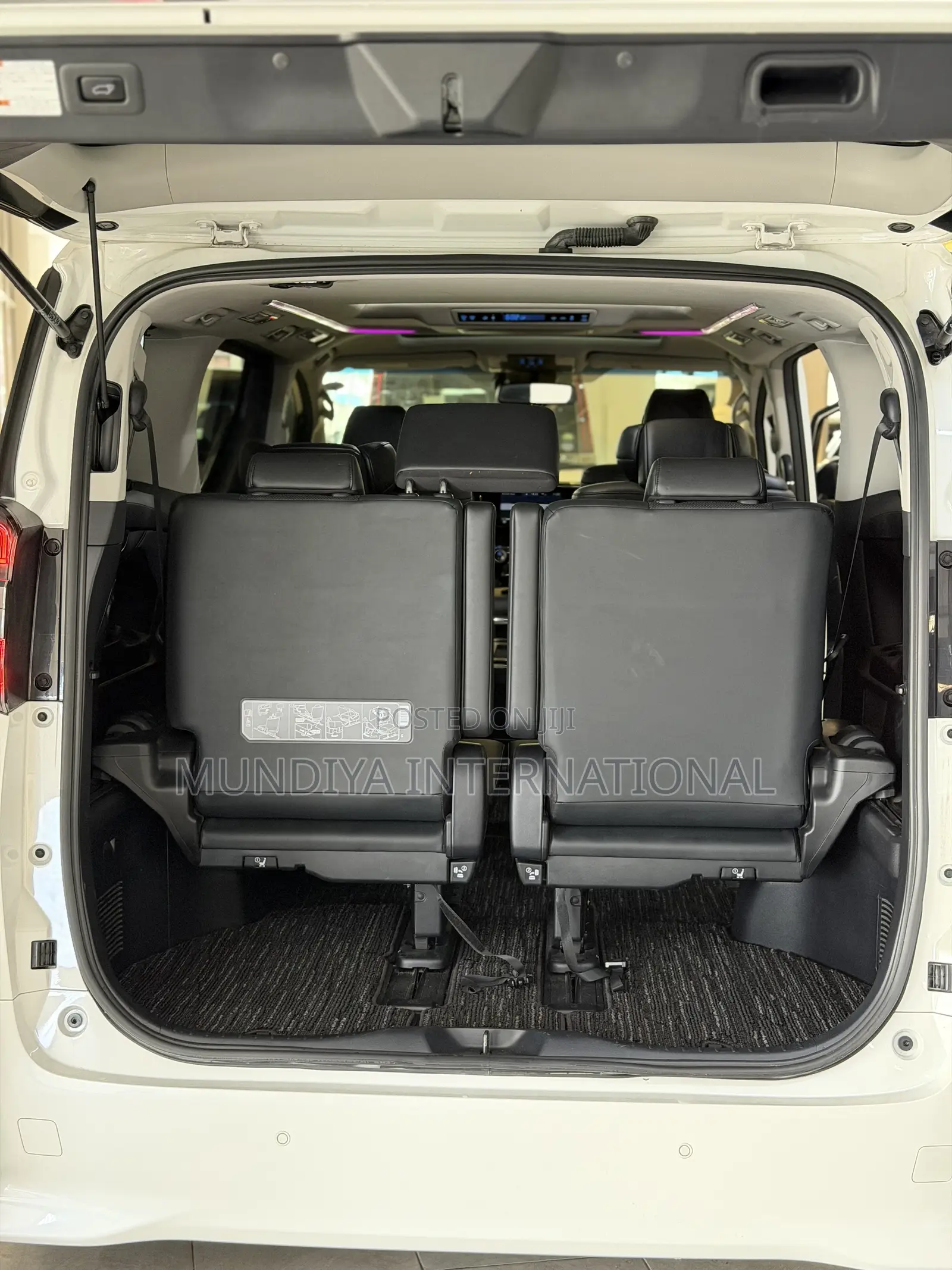 Toyota Alphard 2.5 Petrol AWD 2019 White