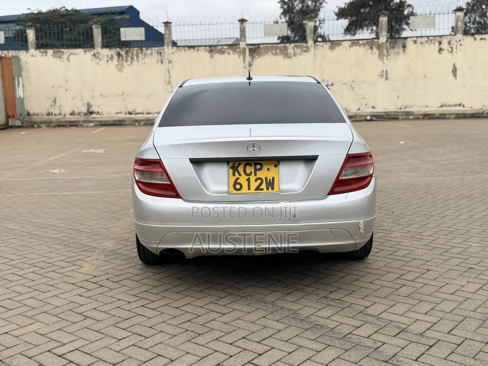Mercedes-Benz C180 2011 Silver
