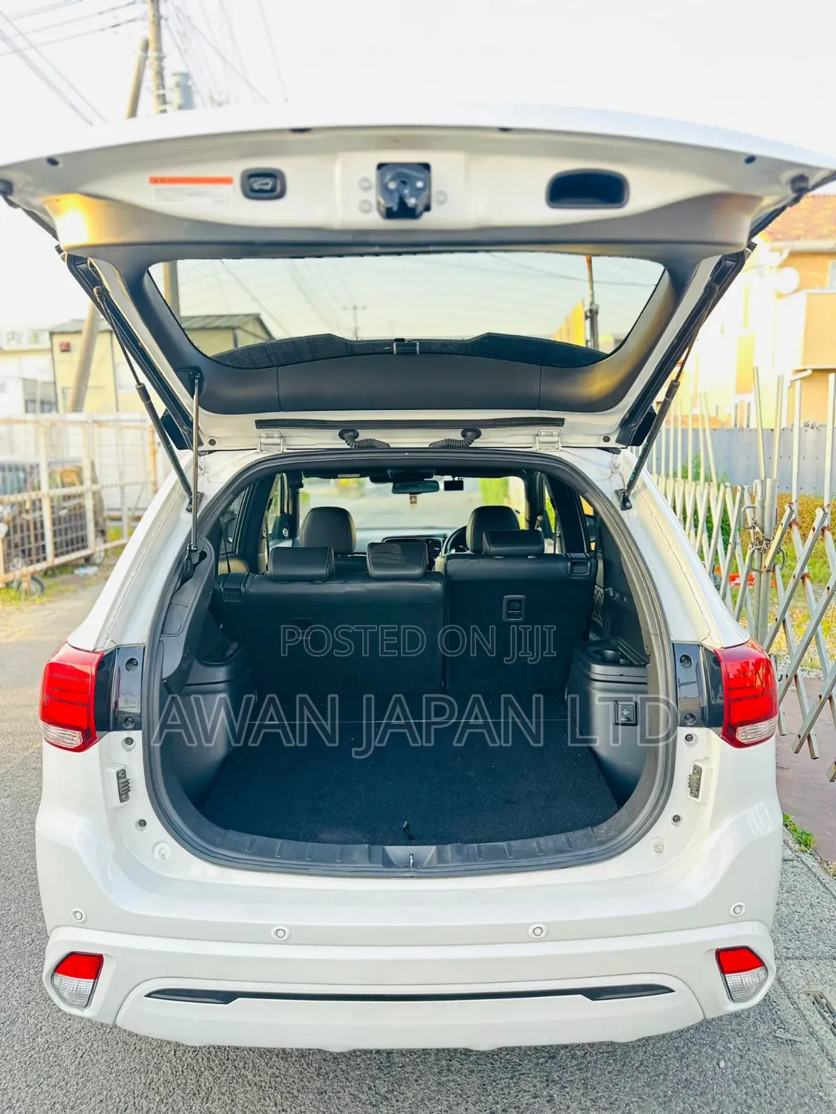 Mitsubishi Outlander 2019 White