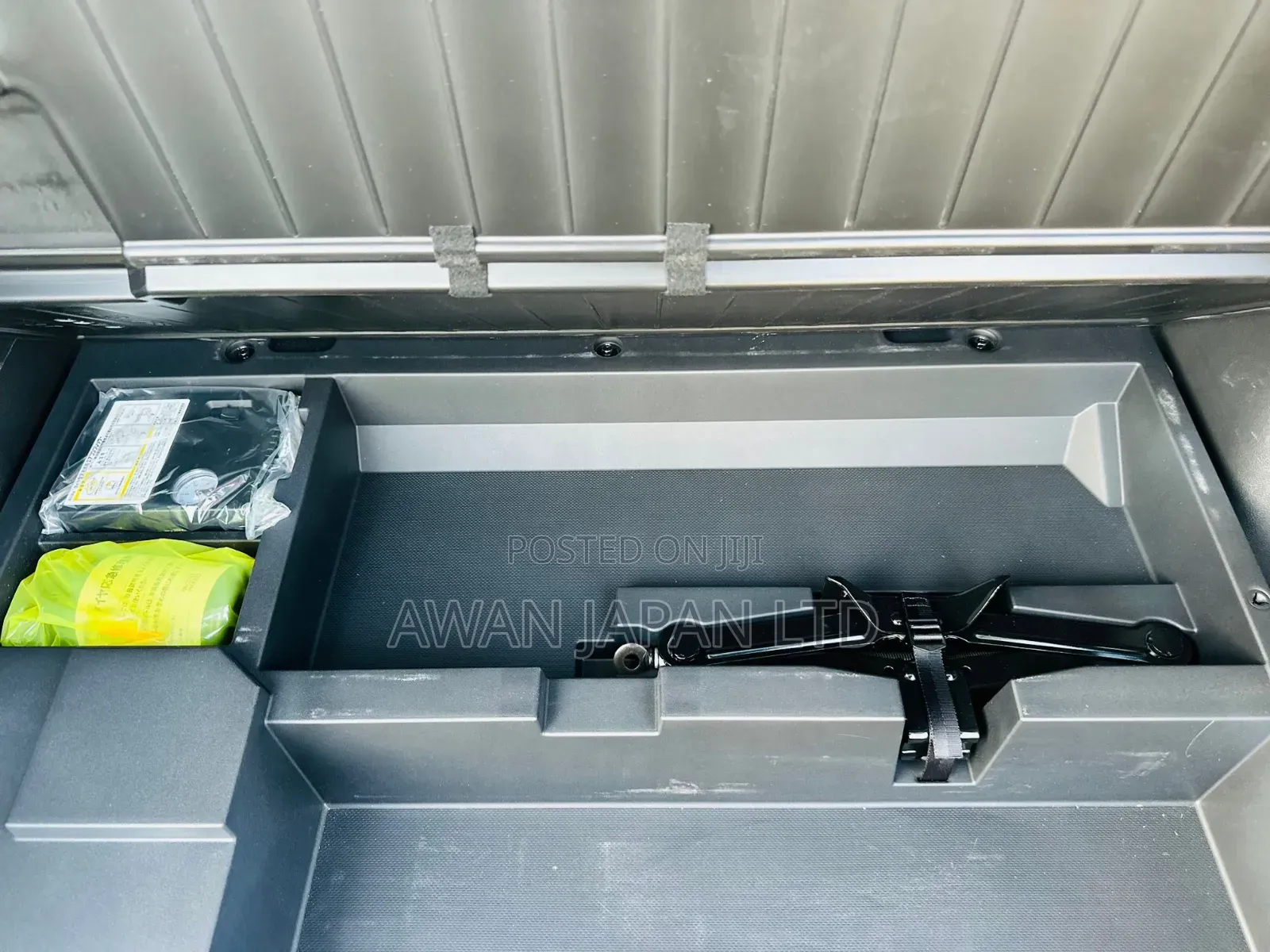 Mitsubishi Outlander 2019 White