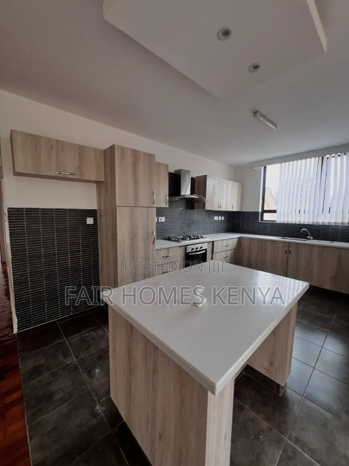 2bdrm Apartment in Dennis Pritt Road, State House Area for rent