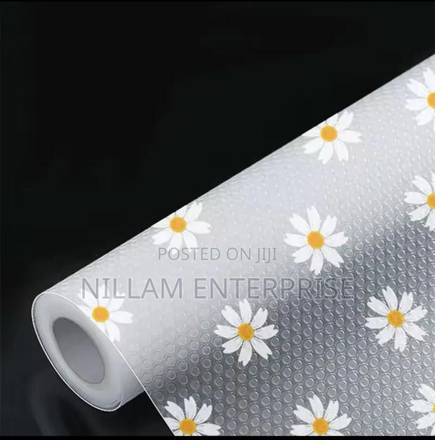Daisy Pattern Kitchen Drawer Liners - thumbnail 2