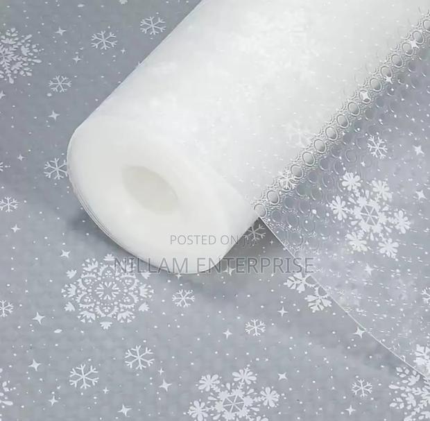 Snow Flakes Pattern Kitchen Drawer Liners - thumbnail 2