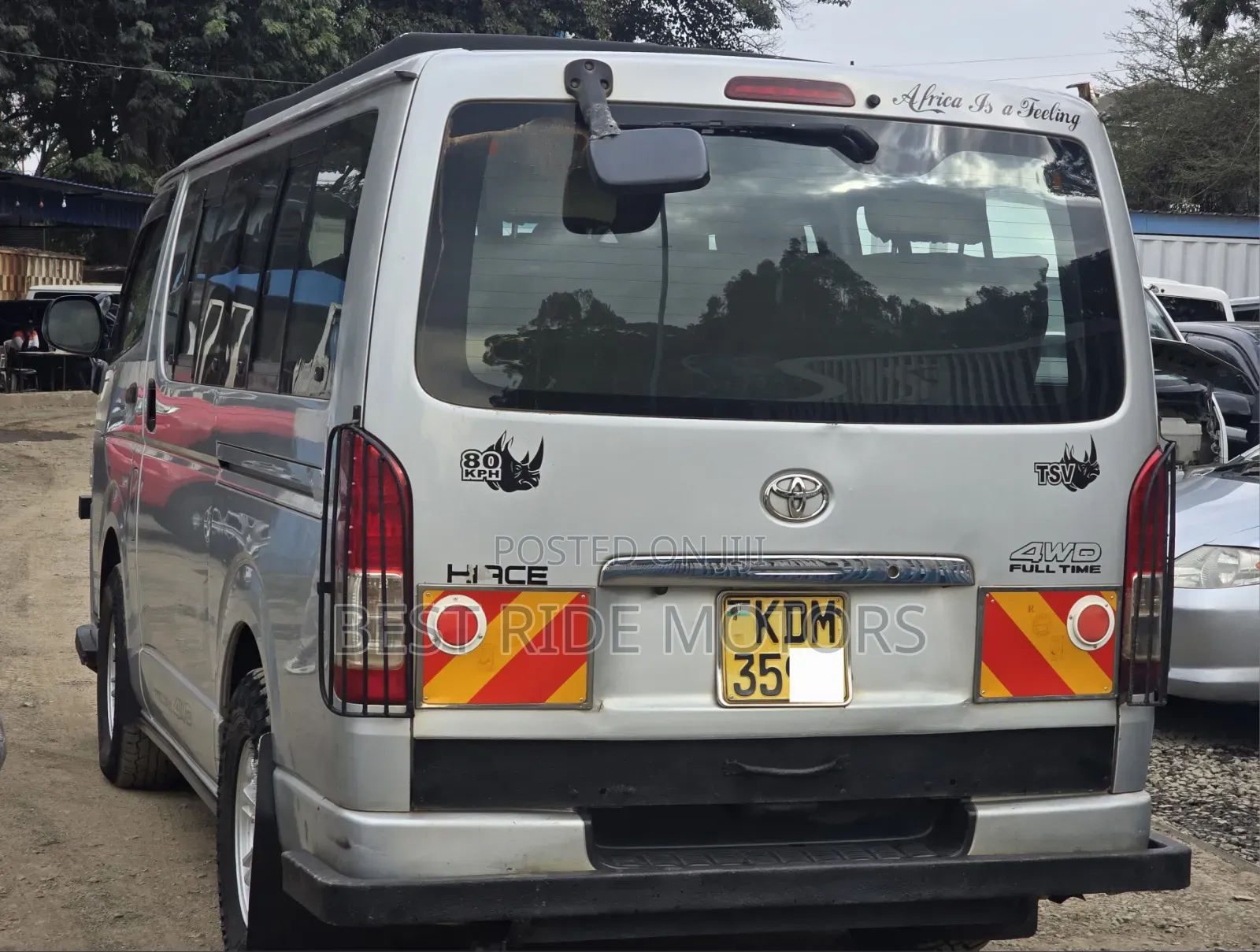 Toyota HiAce 2016 Silver