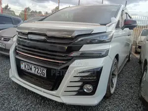 Toyota Alphard 2018 White