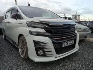 Toyota Alphard 2018 White