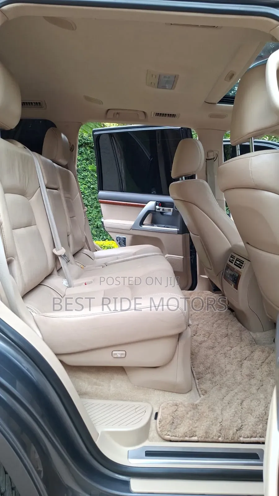 Toyota Land Cruiser 4.6 V8 ZX 2012 Gray