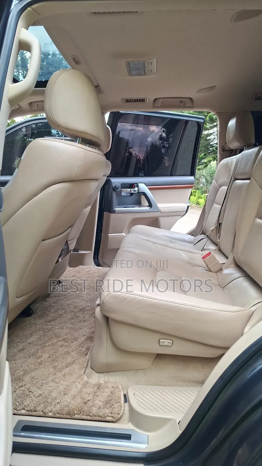 Toyota Land Cruiser 4.6 V8 ZX 2012 Gray