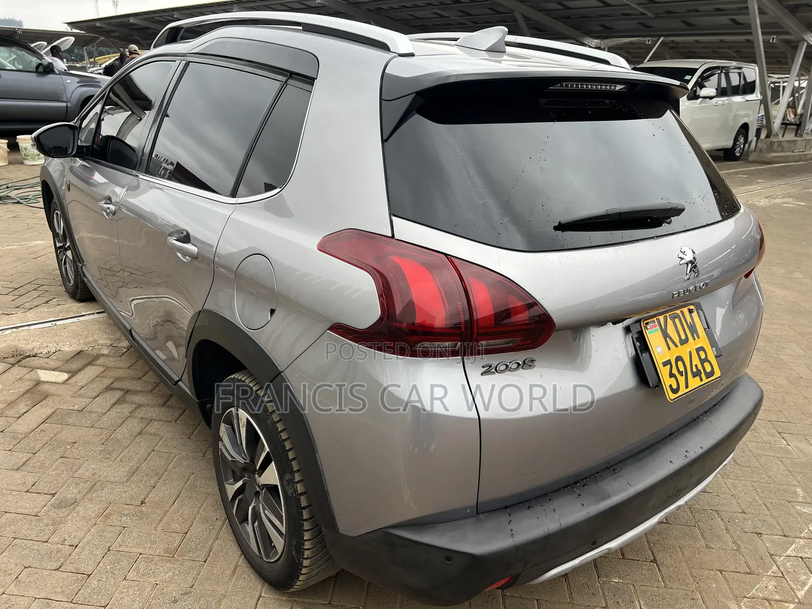 Peugeot 2008 2019 Gray