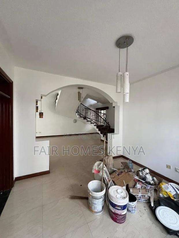 4bdrm Townhouse / Terrace in Brookside Drive, Spring Valley for rent - thumbnail 5