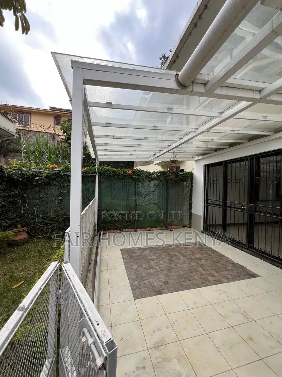 4bdrm Townhouse / Terrace in Brookside Drive, Spring Valley for rent