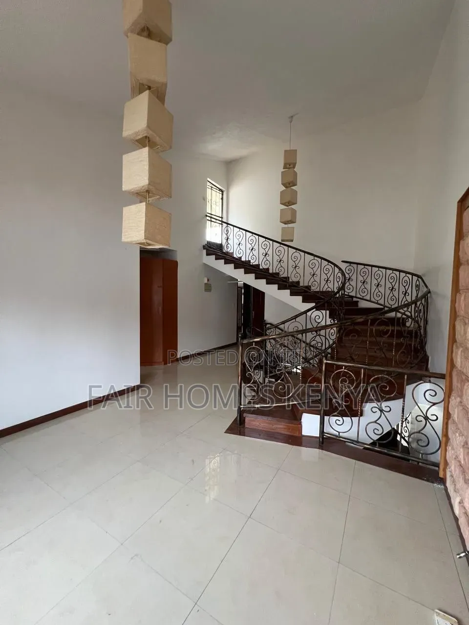 4bdrm Townhouse / Terrace in Brookside Drive, Spring Valley for rent