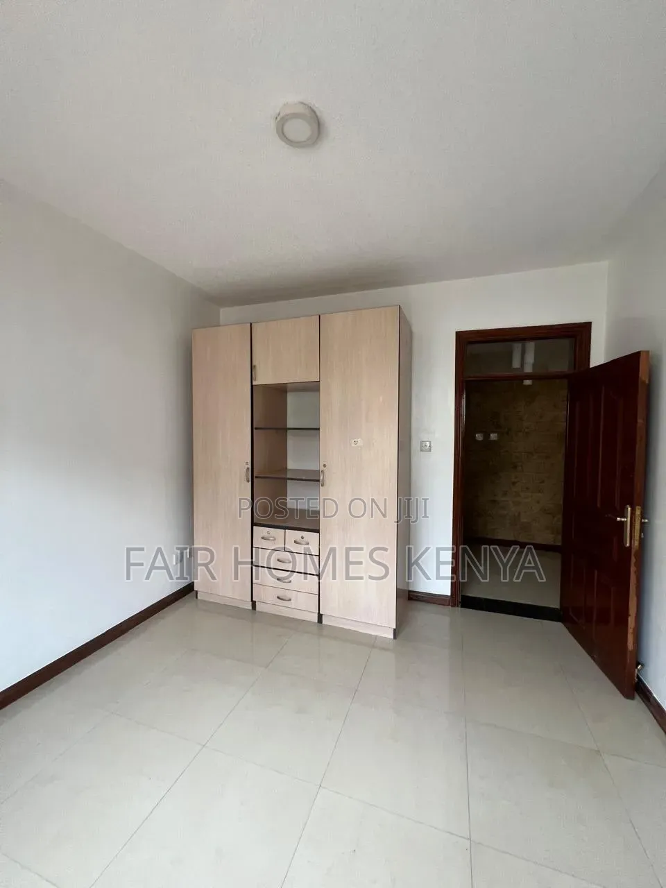 4bdrm Townhouse / Terrace in Brookside Drive, Spring Valley for rent