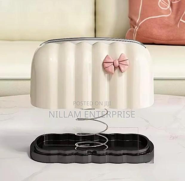 Luxury Tissue Box Holder - thumbnail 3