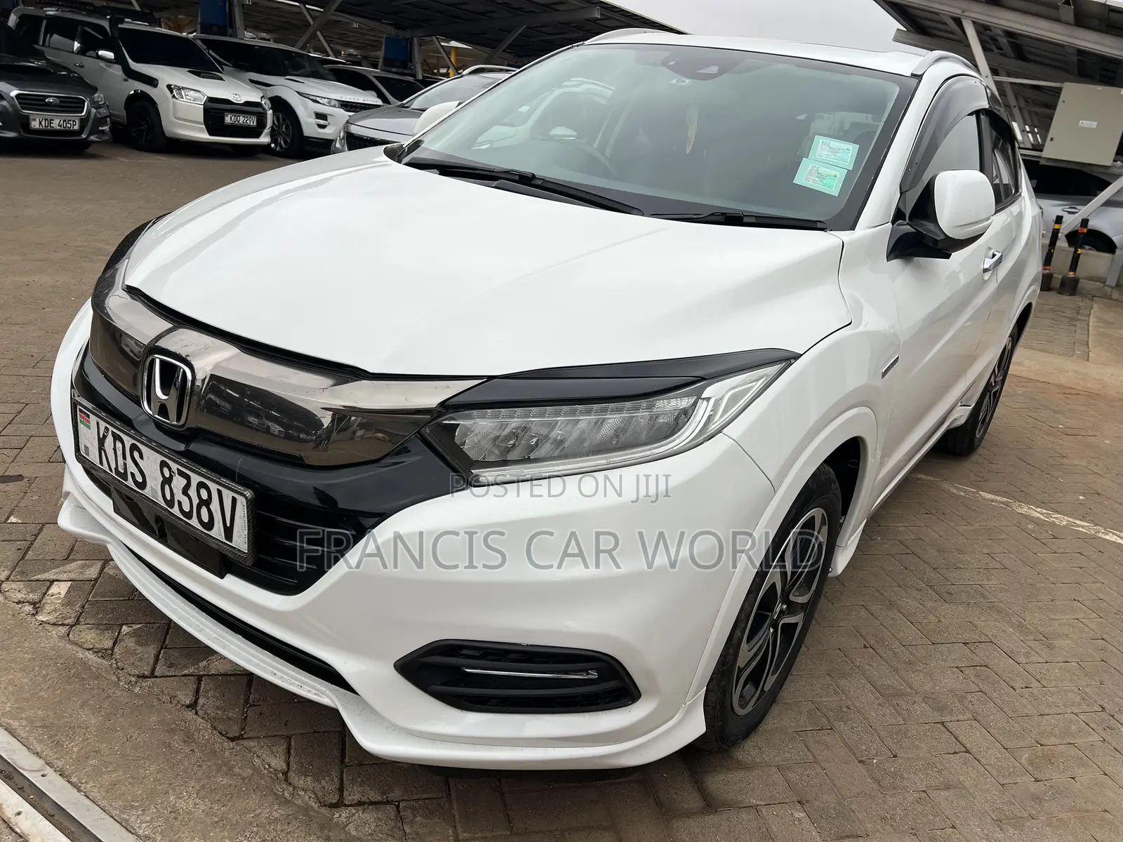 Honda Vezel 2019 White