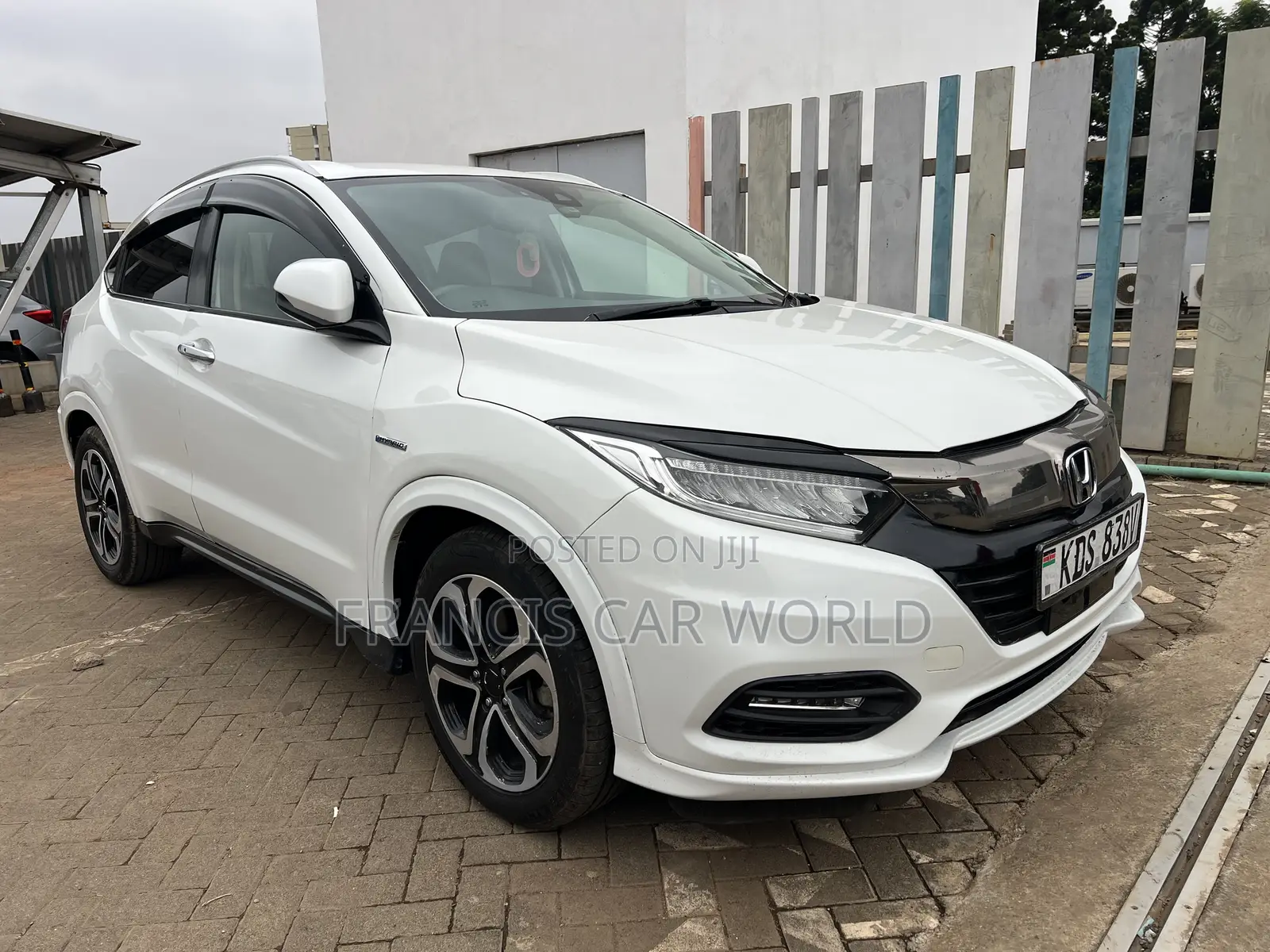 Honda Vezel 2019 White