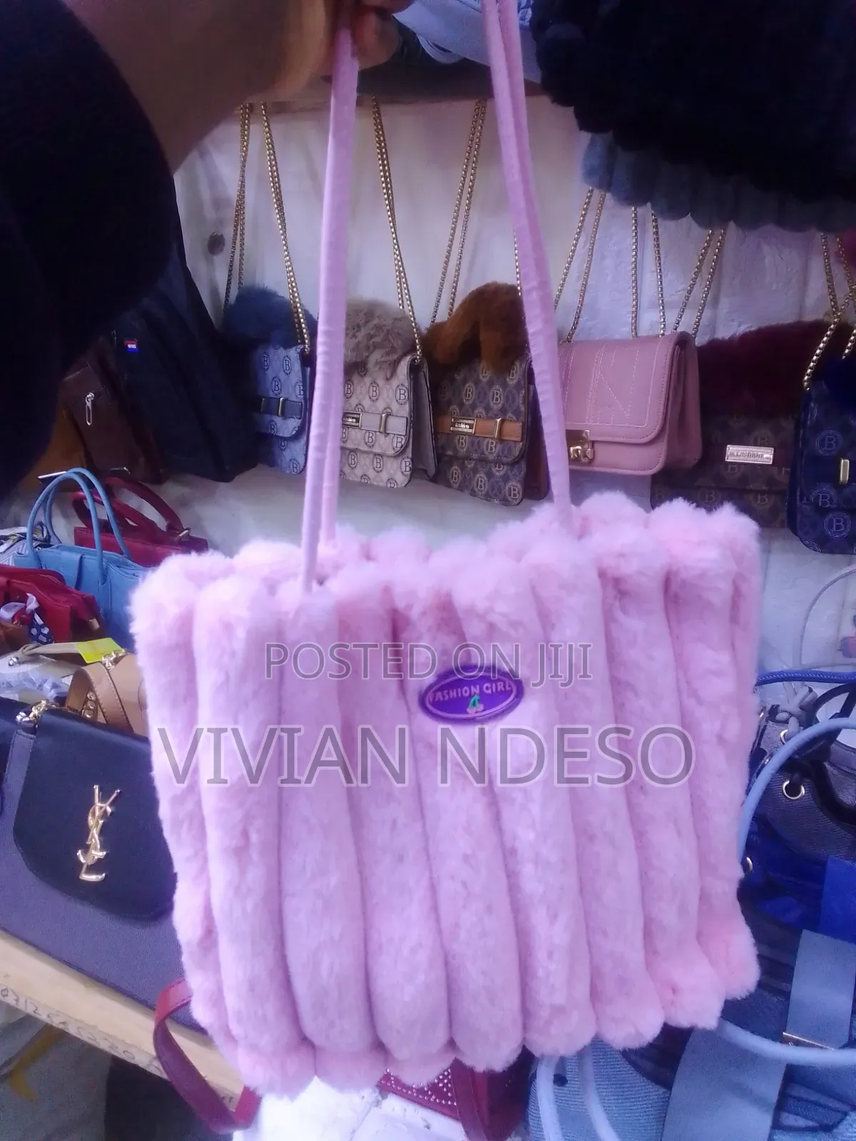 Trendy Tote Bag With Cap