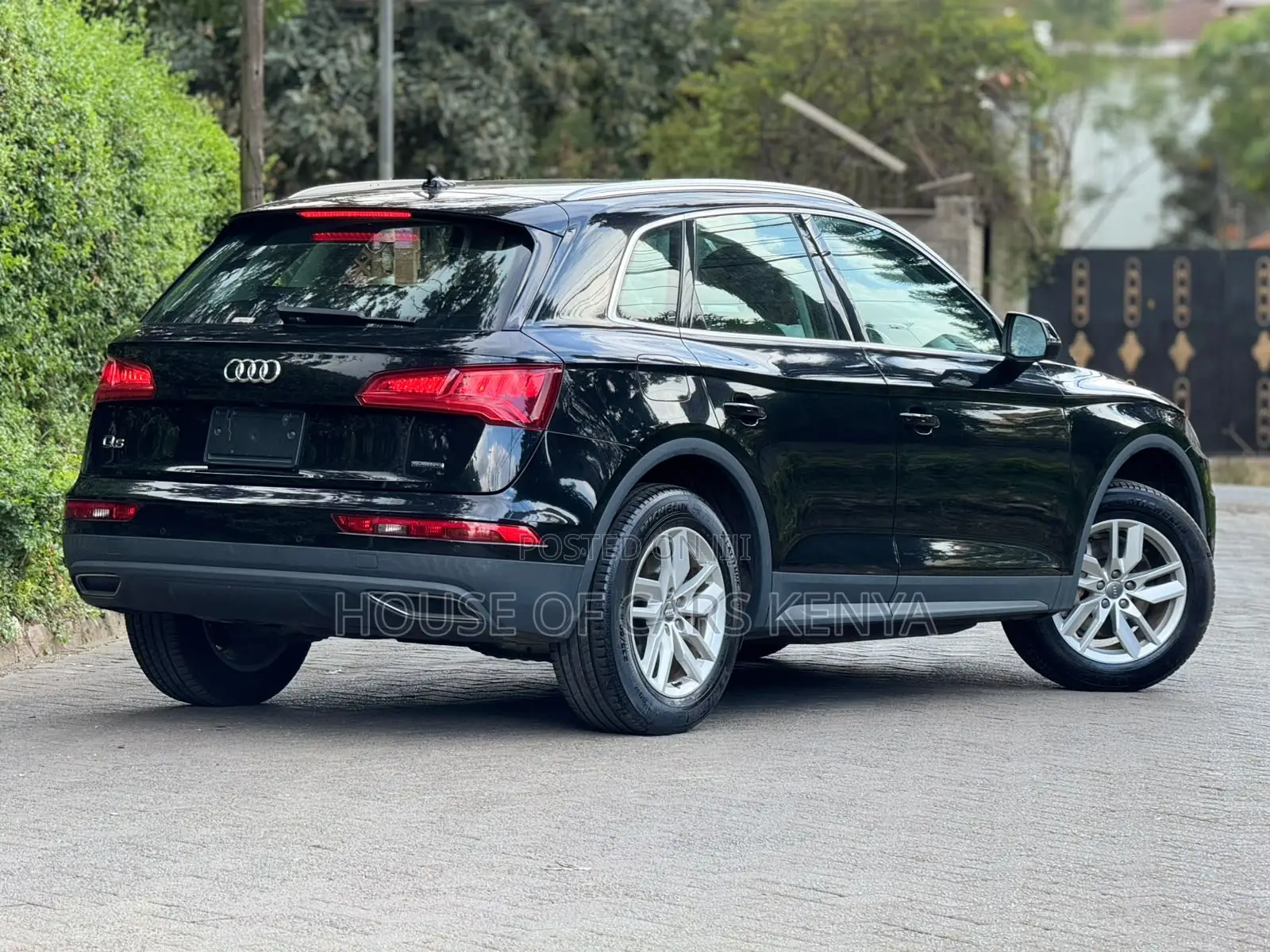 Audi Q5 2.0T Premium AWD quattro 2019 Black