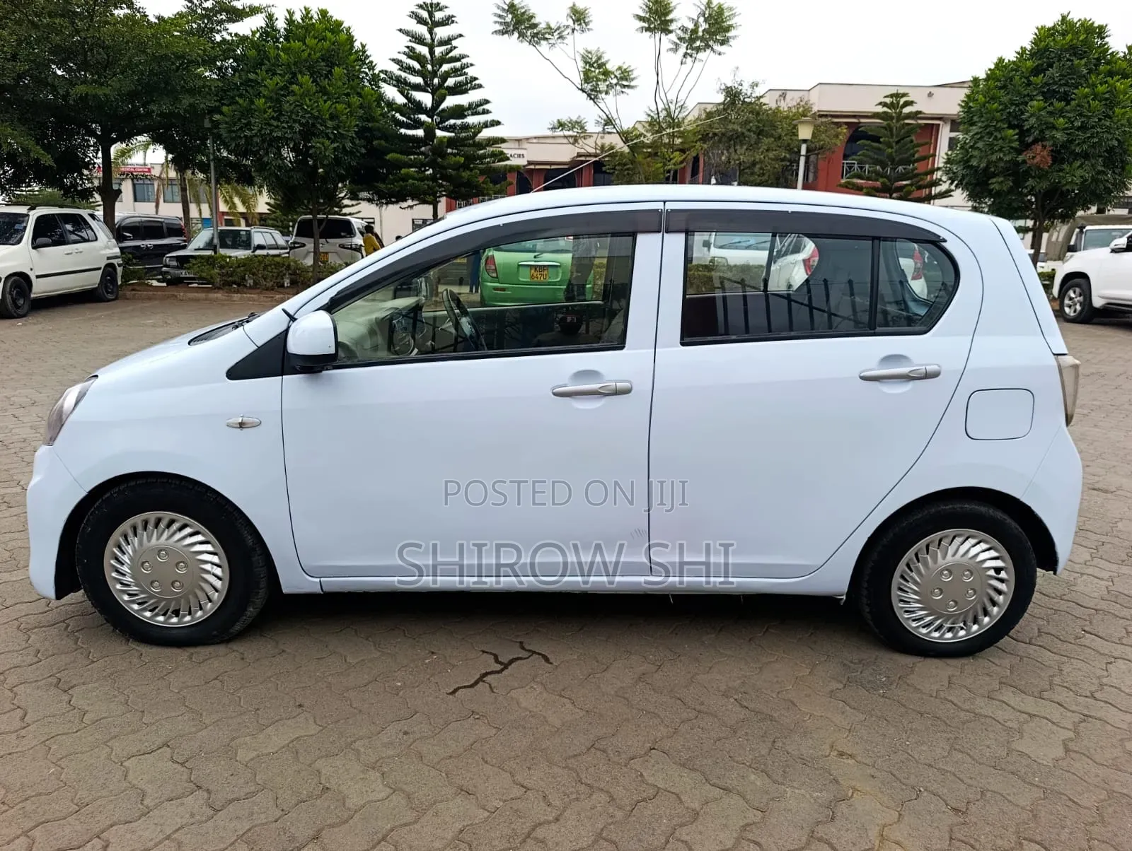 Daihatsu Mira 2016 Blue