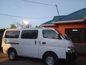 Nissan Caravan (Urvan) 2006 White