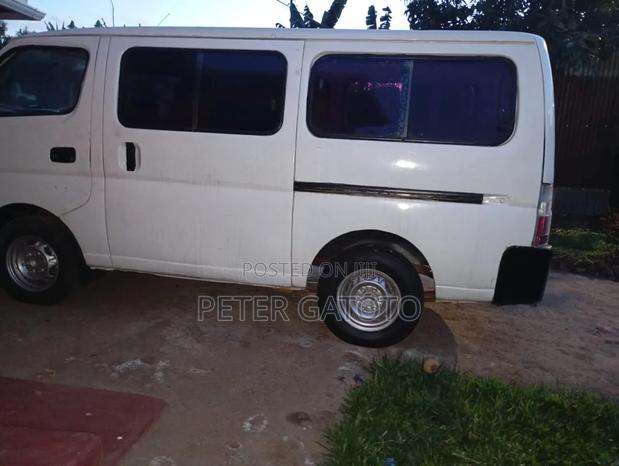Nissan Caravan (Urvan) 2006 White - thumbnail 5