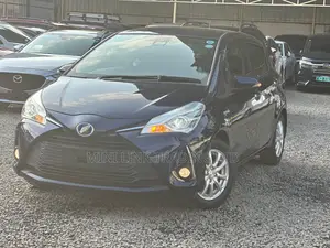 Toyota Vitz 1.5 FWD Hybrid 5dr 2019 Blue