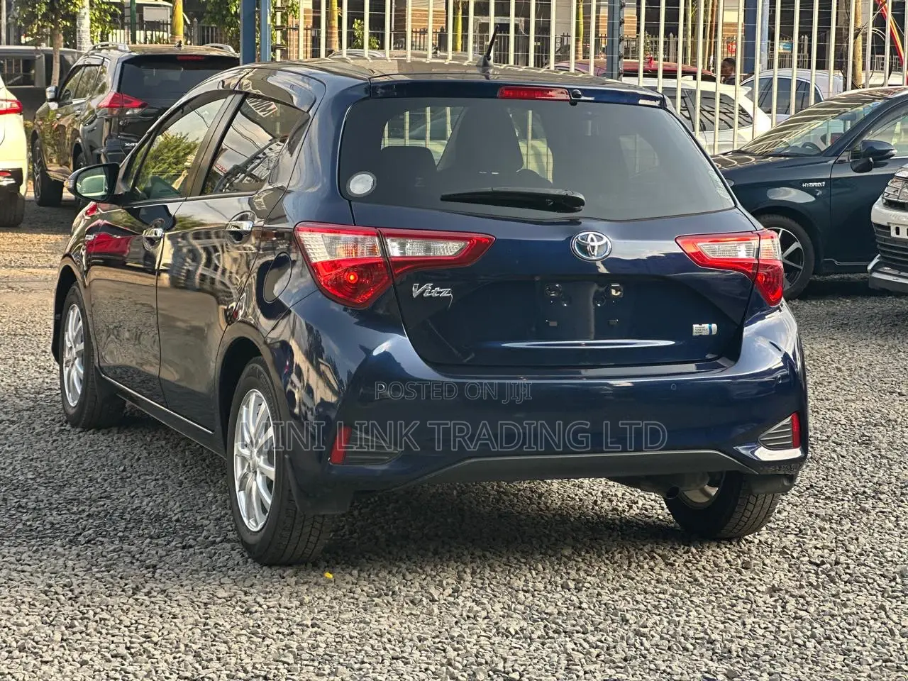 Toyota Vitz 1.5 FWD Hybrid 5dr 2019 Blue