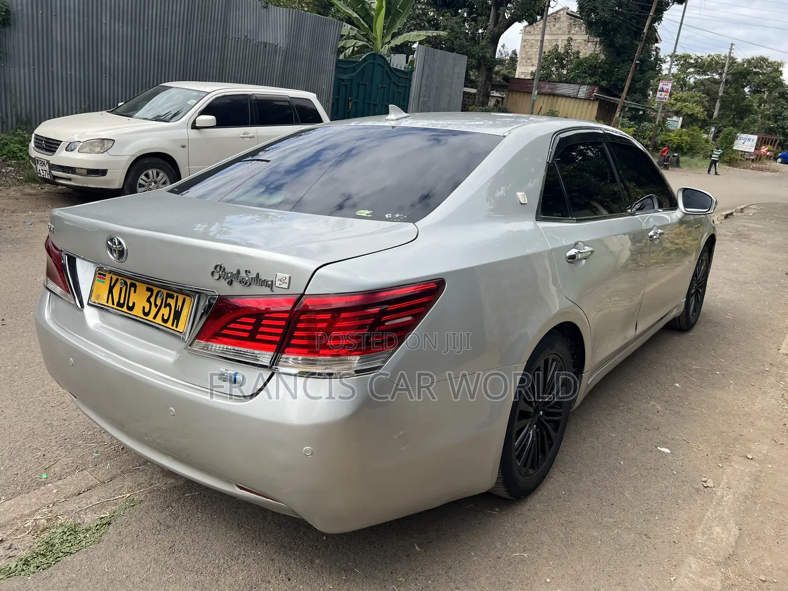Toyota Crown 2015 Silver