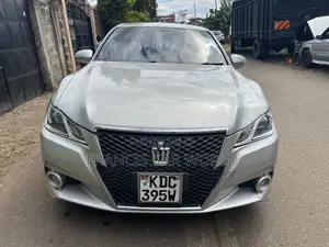 Toyota Crown 2015 Silver