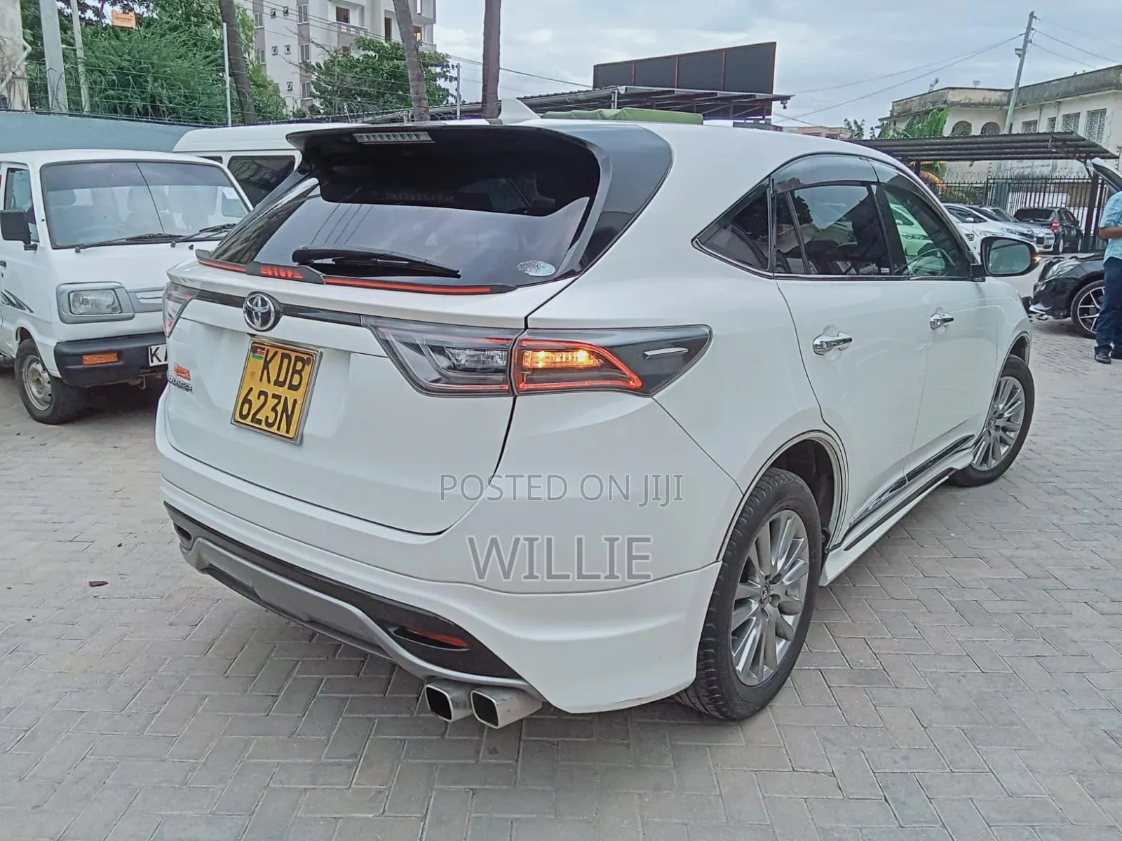 Toyota Harrier 2014 White