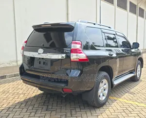 Toyota Land Cruiser Prado 2015