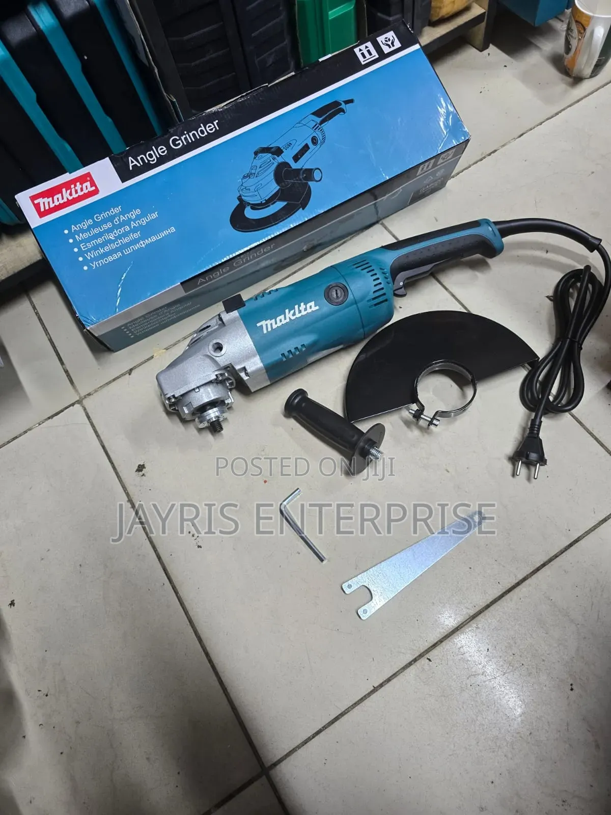 Makita 9" Grinder at Quality Product