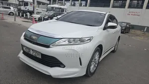 Toyota Harrier 2017 White