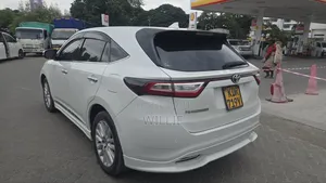 Toyota Harrier 2017 White