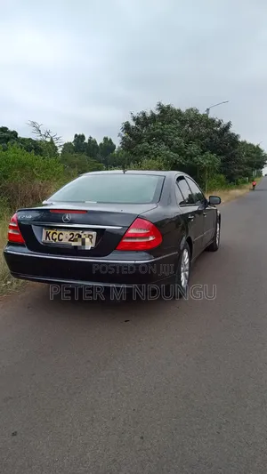 Mercedes-Benz E250 2008 Black