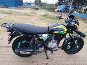Bajaj Boxer 150 UG 2023 Black