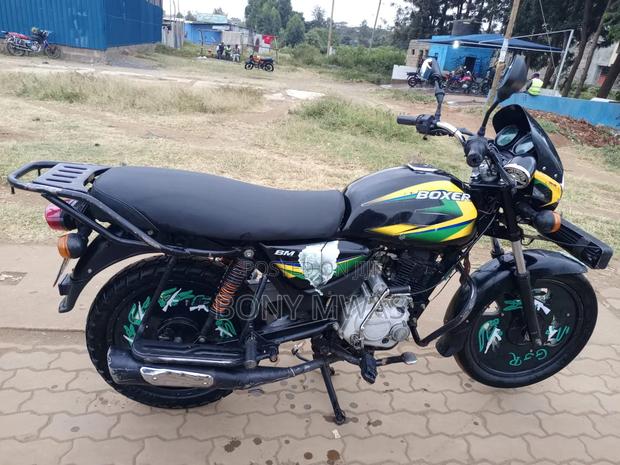 Bajaj Boxer 150 UG 2023 Black