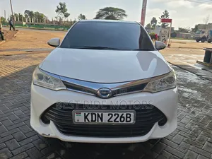 Toyota Axio 1.5 Hybrid 2WD 2016 White
