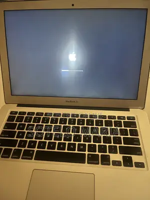 Laptop Apple MacBook 2015 4GB Intel Core i5 SSD 256GB
