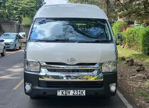 Toyota Grand HiAce 2019 White