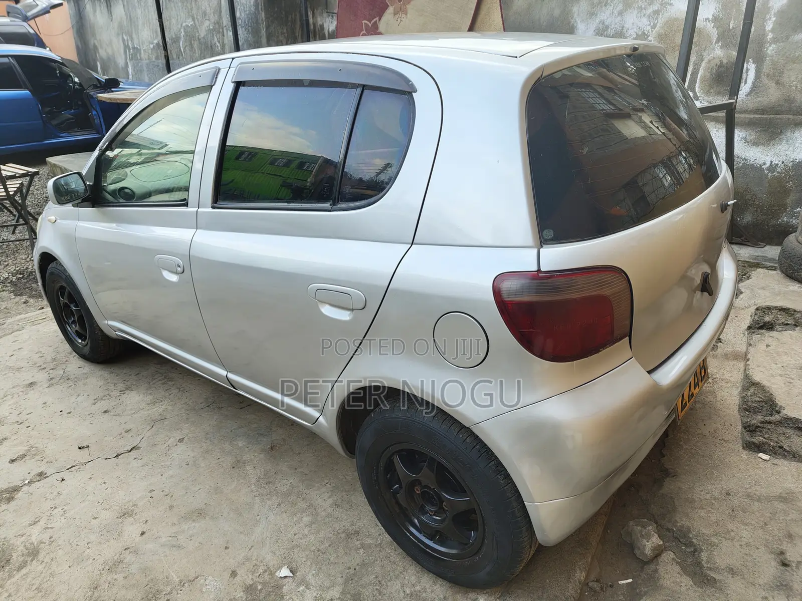 Toyota Vitz 2003 Gray