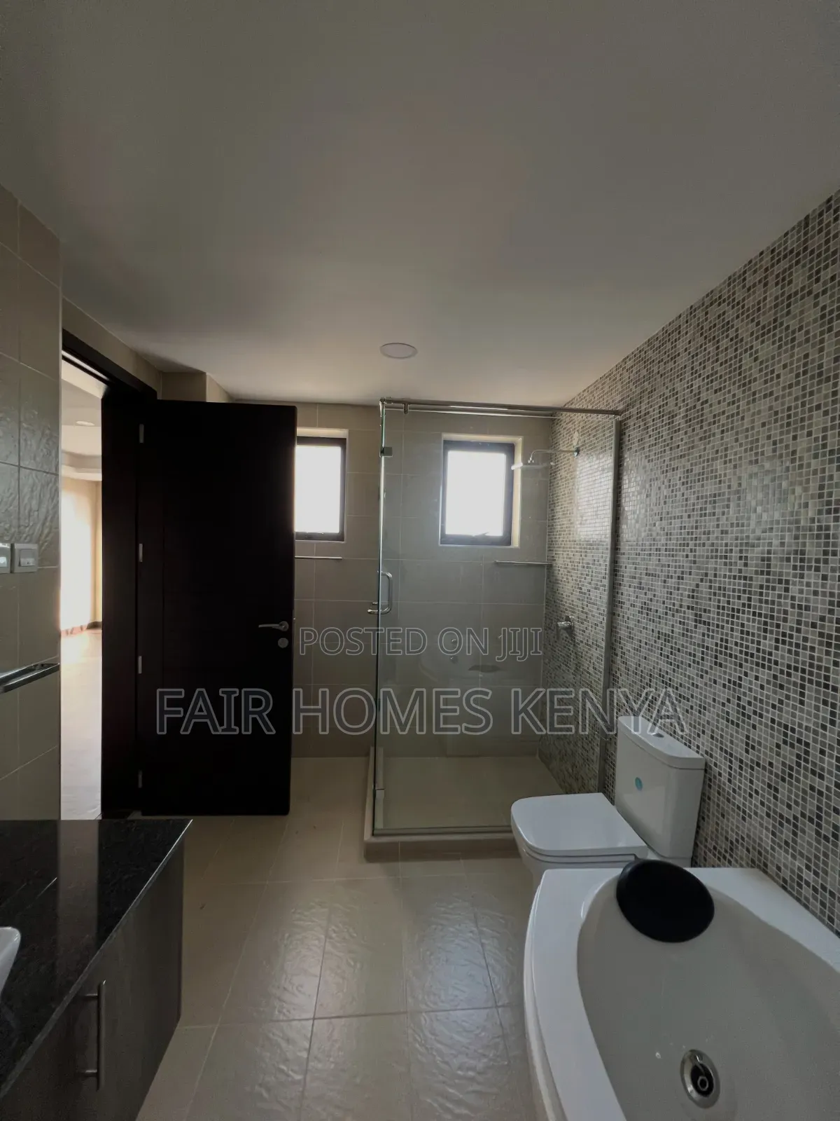 4bdrm Duplex in Gitanga Road, Valley Arcade for rent