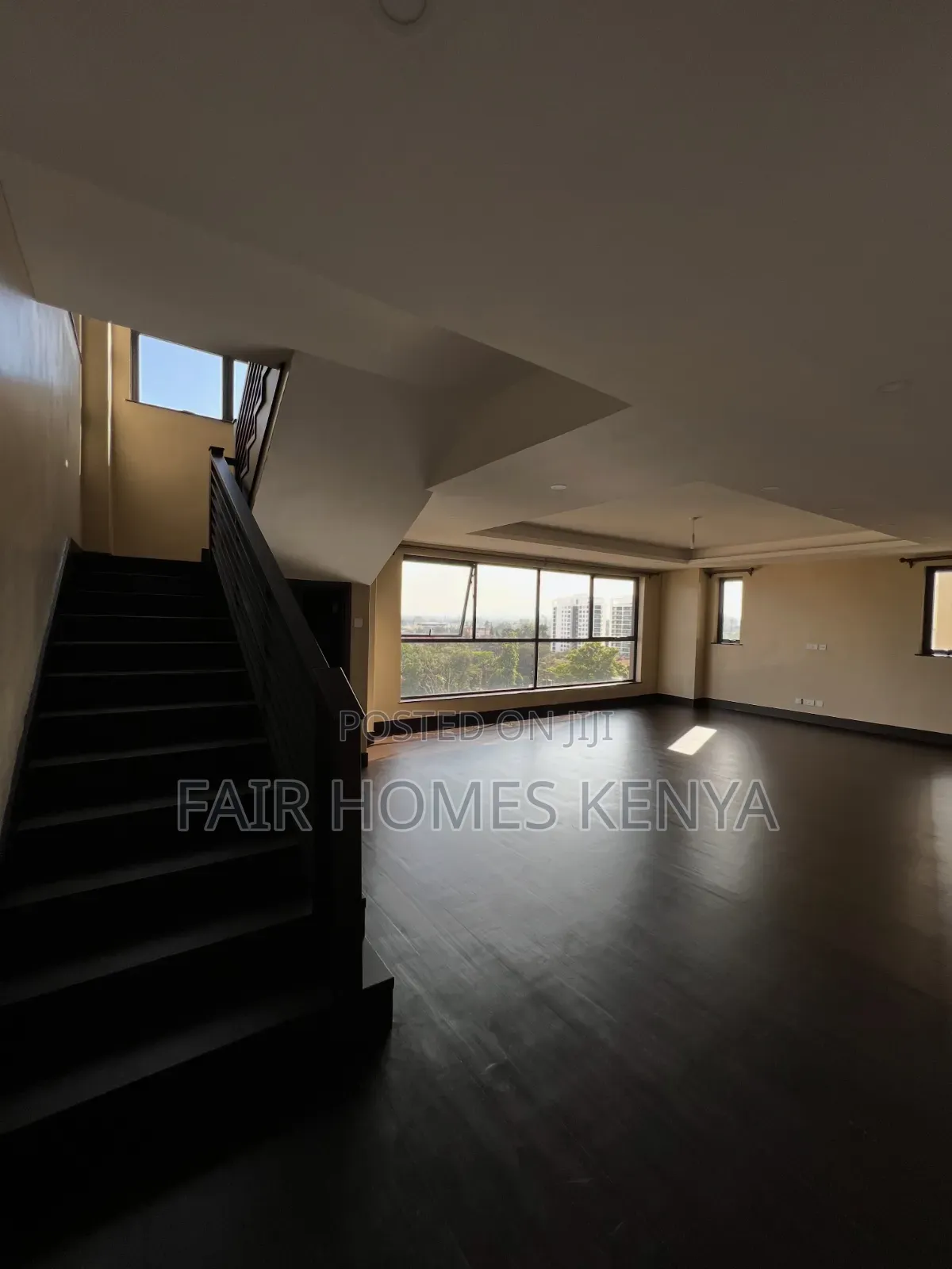 4bdrm Duplex in Gitanga Road, Valley Arcade for rent