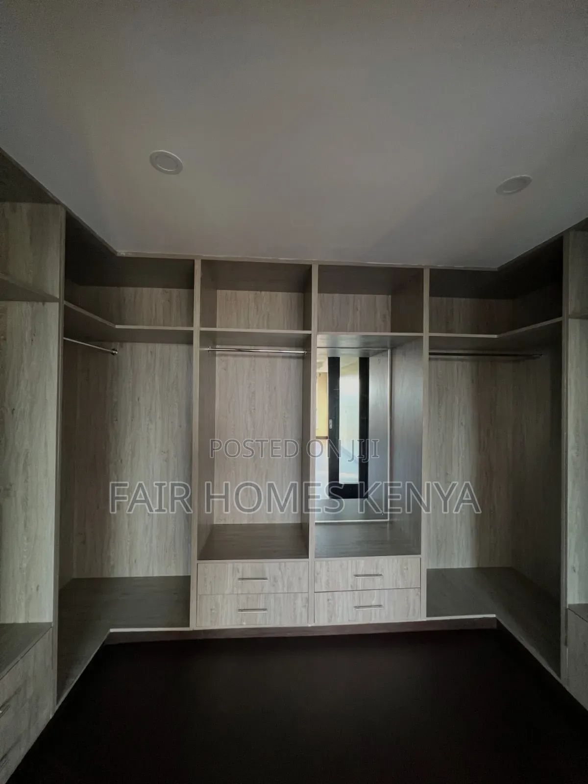 4bdrm Duplex in Gitanga Road, Valley Arcade for rent