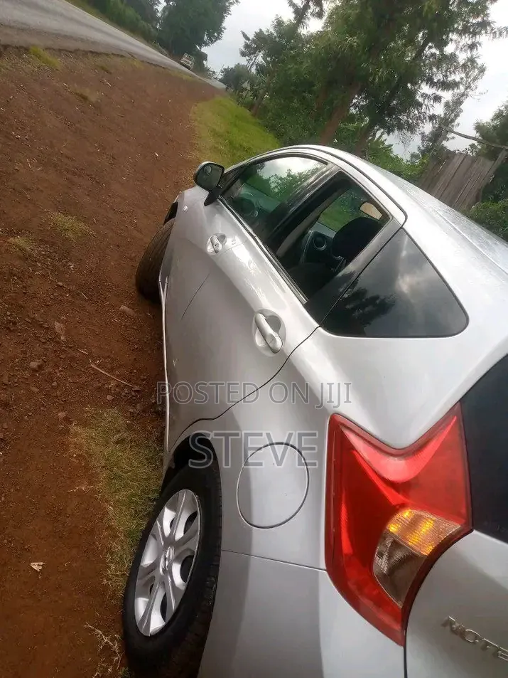 Nissan Note 2013 Silver