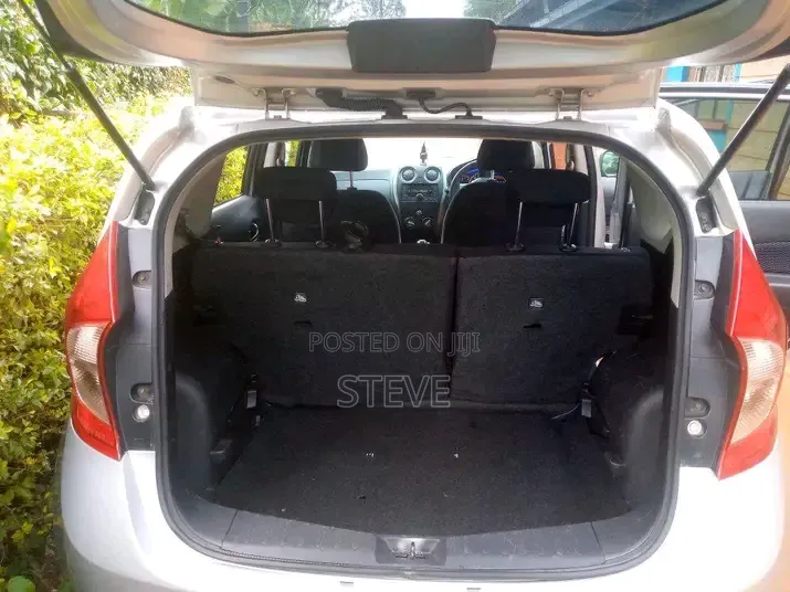 Nissan Note 2013 Silver