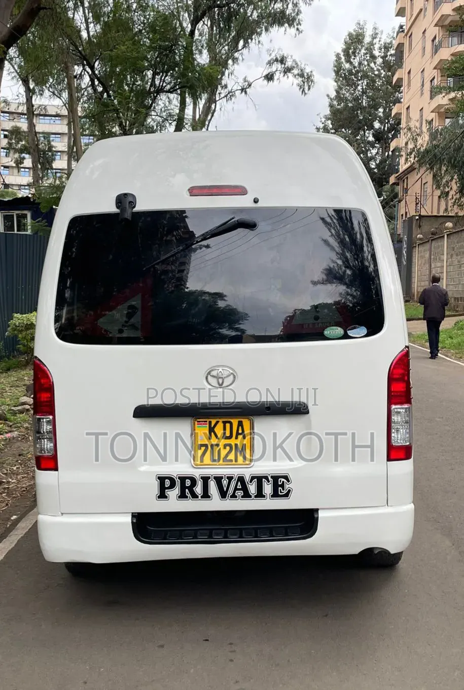 Toyota Grand HiAce 2014 White